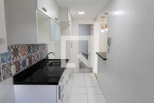 Cozinha de apartamento para alugar com 3 quartos, 90m² em Grajaú, Rio de Janeiro