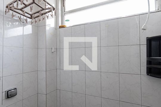Banheiro Social de kitnet/studio à venda com 1 quarto, 24m² em Brás, São Paulo