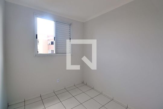 Quarto 2 de apartamento para alugar com 2 quartos, 49m² em Vila Eldízia, Santo André