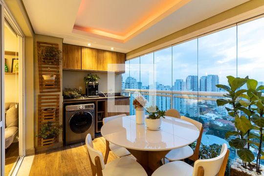 Varanda de apartamento à venda com 1 quarto, 38m² em Vila Mariana, São Paulo