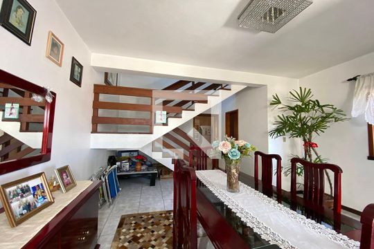Sala de Jantar de casa à venda com 3 quartos, 240m² em São José, Novo Hamburgo
