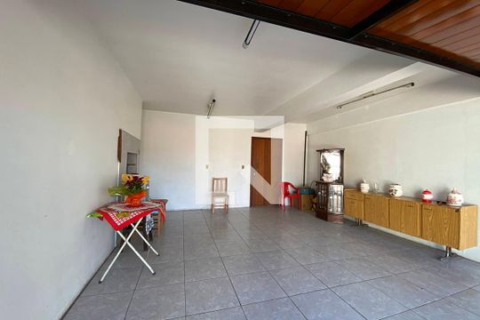 Espaço Gourmet e Garagem  de casa à venda com 3 quartos, 240m² em São José, Novo Hamburgo