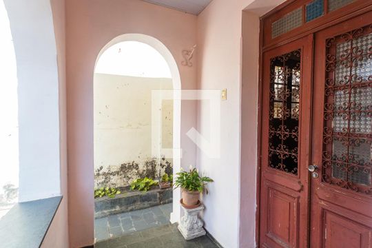 Alpendre de casa à venda com 7 quartos, 430m² em Floresta, Belo Horizonte