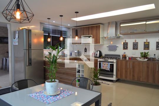 Cozinha de casa à venda com 3 quartos, 270m² em Taquara, Rio de Janeiro