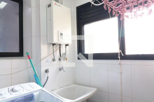 Area de serviço  de apartamento para alugar com 3 quartos, 70m² em Mooca, São Paulo