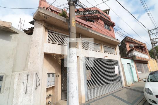 Fachada de casa para alugar com 3 quartos, 160m² em Vila Esperança, São Paulo