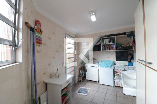Área de Serviço de casa para alugar com 3 quartos, 160m² em Vila Esperança, São Paulo
