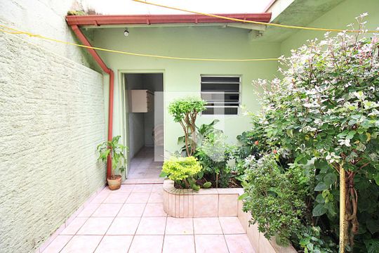 Quintal de casa à venda com 3 quartos, 150m² em Paulicéia, São Bernardo do Campo