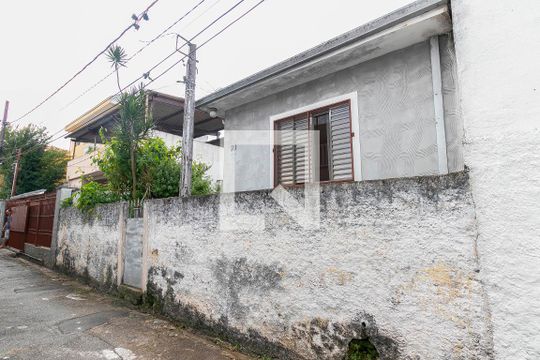 Fachada de casa à venda com 3 quartos, 150m² em Vila Carrao, São Paulo