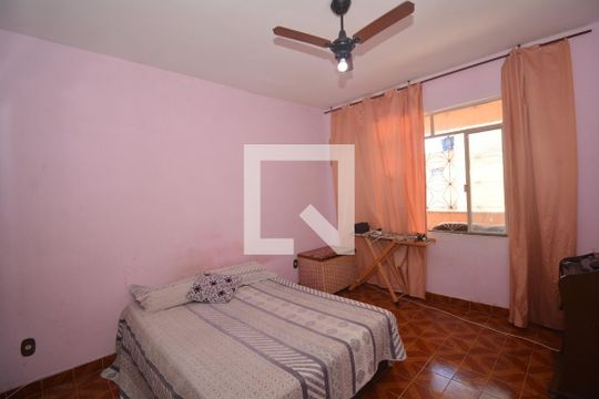 Quarto 1 de casa à venda com 2 quartos, 247m² em Irajá, Rio de Janeiro
