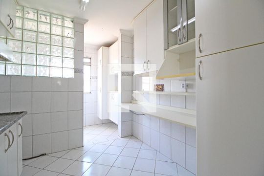 Cozinha de apartamento à venda com 2 quartos, 53m² em Jardim Paulicéia, Campinas