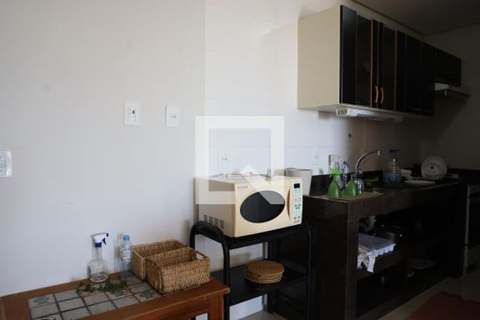Cozinha de apartamento para alugar com 1 quarto, 60m² em Ingleses do Rio Vermelho, Florianópolis