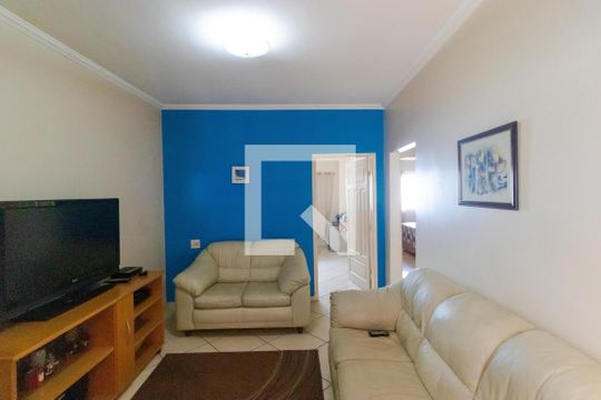 Sala (Casa 01) de casa para alugar com 4 quartos, 106m² em Vila Paraiso, Campinas