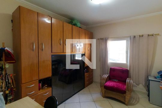 Quarto 01 (Casa 01) de casa para alugar com 4 quartos, 106m² em Vila Paraiso, Campinas