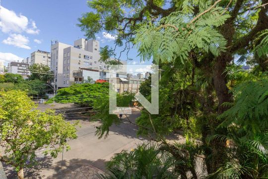 Vista do Quarto de apartamento à venda com 1 quarto, 47m² em São João, Porto Alegre