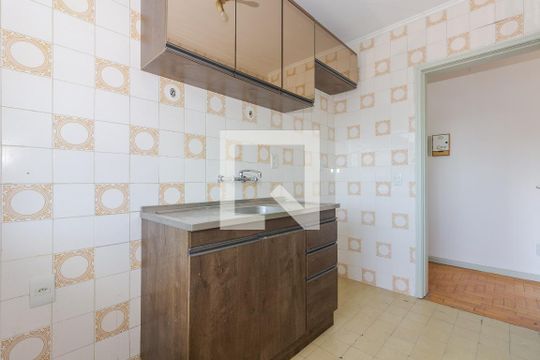 Cozinha e Área de Serviço de apartamento à venda com 1 quarto, 47m² em São João, Porto Alegre