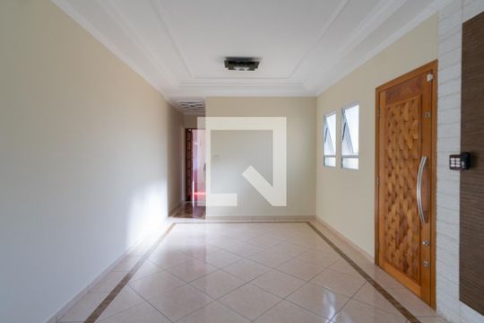 Sala de casa à venda com 3 quartos, 150m² em Vila Palmeiras, São Paulo