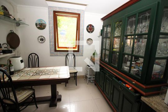 Sala de Jantar de casa para alugar com 4 quartos, 1000m² em Morro Espirito Santo, Porto Alegre
