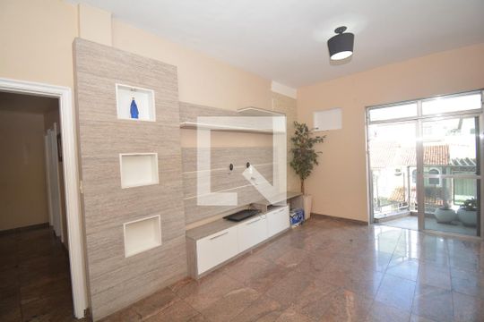Apartamento para alugar com 3 quartos, 117m² em Vila Valqueire, Rio de Janeiro