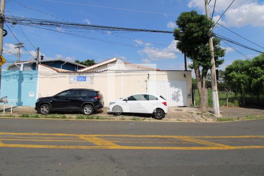 Fachada de casa à venda com 3 quartos, 176m² em Parque Imperador, Campinas