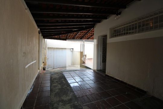 Garagem de casa à venda com 3 quartos, 176m² em Parque Imperador, Campinas
