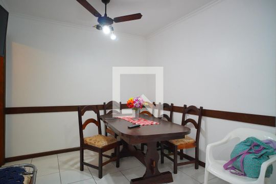 Cozinha de casa à venda com 5 quartos, 360m² em Jardim Itu, Porto Alegre