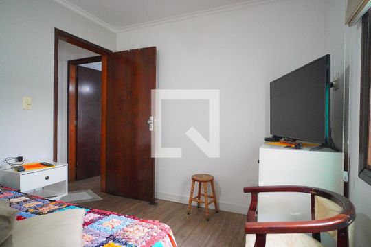 Quarto 2 de casa à venda com 5 quartos, 360m² em Jardim Itu, Porto Alegre