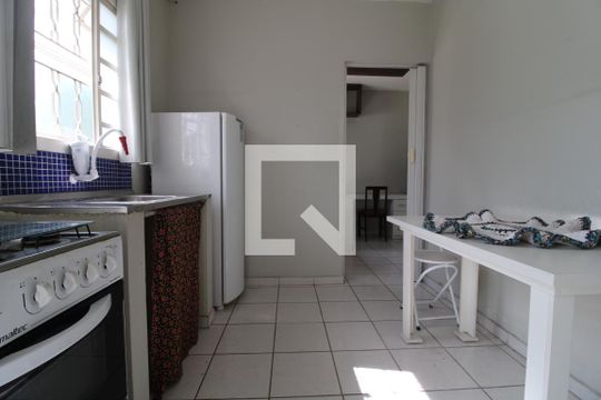 Cozinha de casa para alugar com 1 quarto, 30m² em Cidade Monções, São Paulo