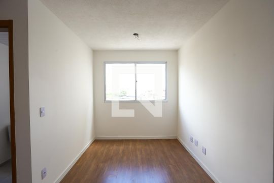 Sala de apartamento à venda com 2 quartos, 43m² em Parque Reboucas, São Paulo