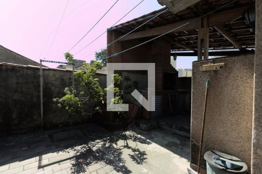 Quintal de casa para alugar com 2 quartos, 240m² em Perdizes, São Paulo