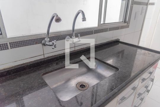 Casa para alugar com 2 quartos, 130m² em Parque Continental I, Guarulhos