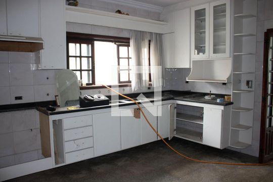 Cozinha de casa à venda com 3 quartos, 400m² em Jardim Nossa Senhora do Carmo, São Paulo
