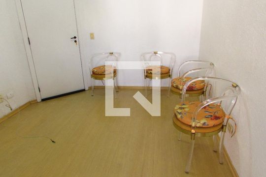 Sala/Cozinha de apartamento para alugar com 1 quarto, 38m² em Vila Suzana, São Paulo