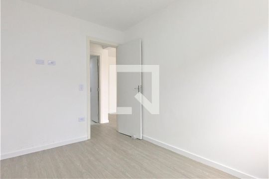 Quarto 1 de apartamento à venda com 2 quartos, 56m² em Parque Continental Ii, Guarulhos