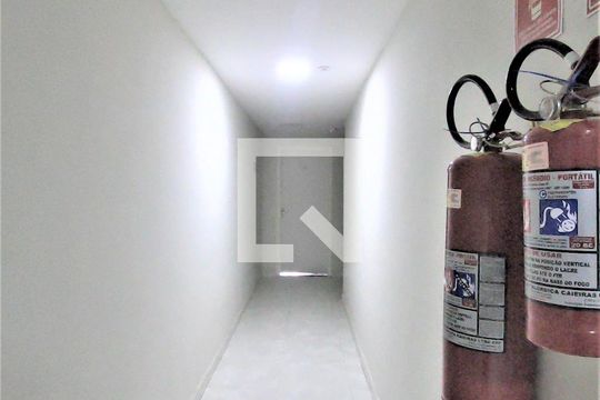 Hall social de apartamento à venda com 2 quartos, 56m² em Parque Continental Ii, Guarulhos