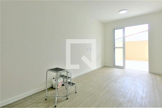 Sala de apartamento à venda com 2 quartos, 56m² em Parque Continental Ii, Guarulhos