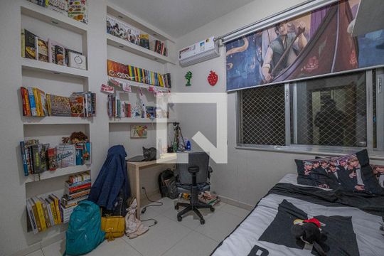 Quarto 1 de apartamento à venda com 3 quartos, 74m² em Tijuca, Rio de Janeiro