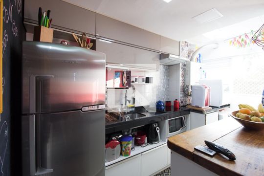 Cozinha de apartamento à venda com 2 quartos, 45m² em Jardim Sao Francisco (zona Leste), São Paulo
