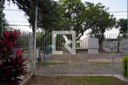 Sala - Vista de casa à venda com 4 quartos, 314m² em Vila Jardim, Porto Alegre