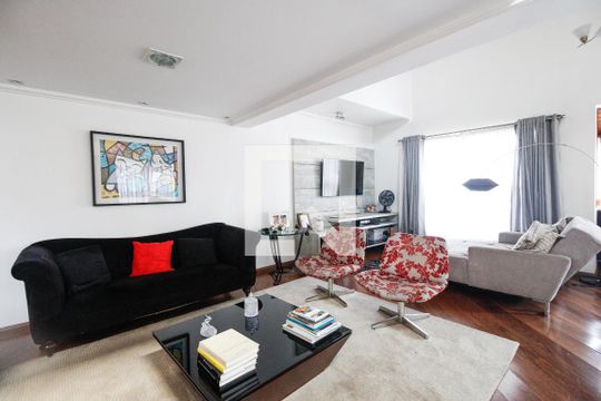 Casa de Condomínio à venda com 4 quartos, 400m² em Tucuruvi, São Paulo