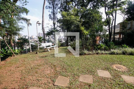 Área comum de casa de condomínio à venda com 4 quartos, 400m² em Tucuruvi, São Paulo