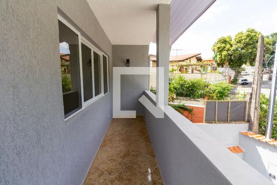 Sacada de casa de condomínio para alugar com 2 quartos, 50m² em Jardim Pinheiros, São Paulo
