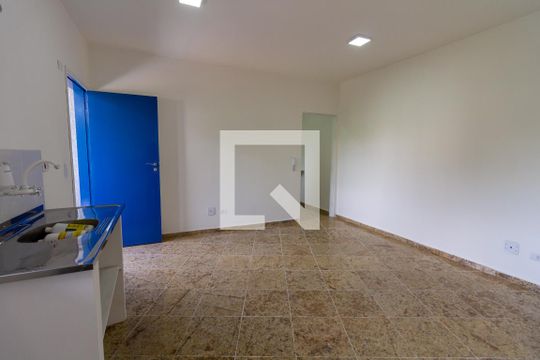 Casa de Condomínio para alugar com 2 quartos, 50m² em Jardim Pinheiros, São Paulo