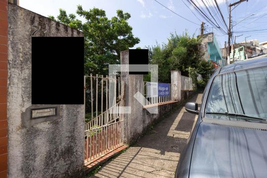 Fachada de casa à venda com 3 quartos, 250m² em Jardim Daysy, São Paulo