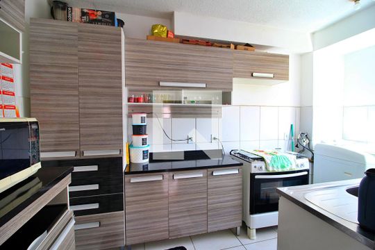 Cozinha e Área de Serviço de apartamento para alugar com 2 quartos, 100m² em Jardim Alzira Franco, Santo André