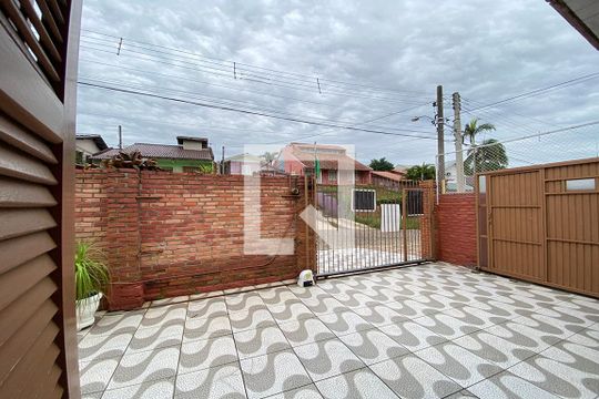 Vista da Sala de Estar de casa à venda com 3 quartos, 70m² em Santo Afonso, Novo Hamburgo