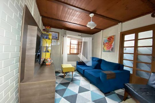 Casa à venda com 3 quartos, 70m² em Santo Afonso, Novo Hamburgo