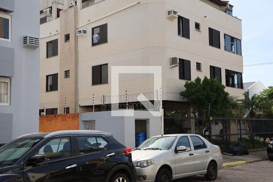 Fachada de apartamento para alugar com 2 quartos, 73m² em Canasvieiras, Florianópolis
