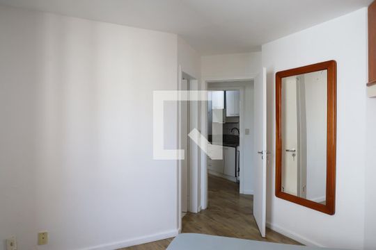 Quarto de apartamento para alugar com 2 quartos, 73m² em Canasvieiras, Florianópolis