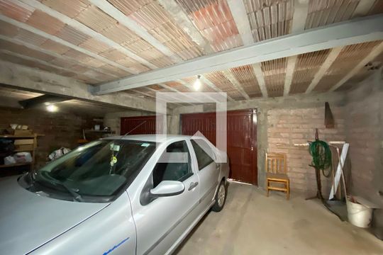 Garagem de casa à venda com 3 quartos, 150m² em Santo Afonso, Novo Hamburgo